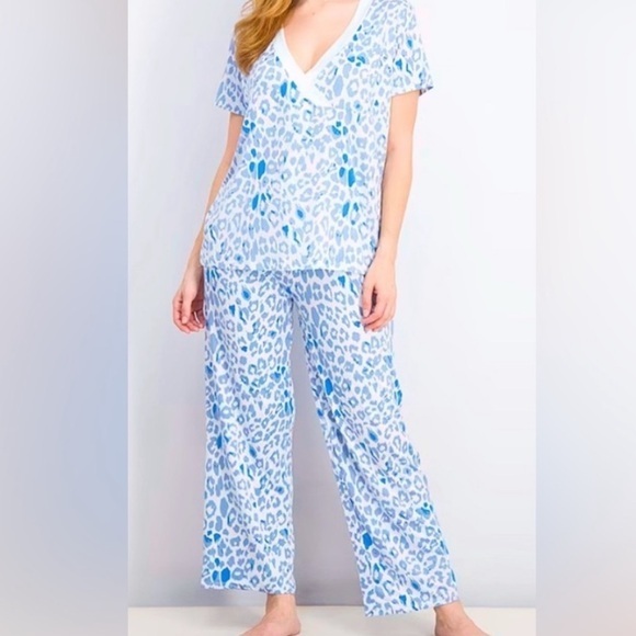 Badgley Mischka Other - Badgley Mischka Sky Leopard Pajamas
